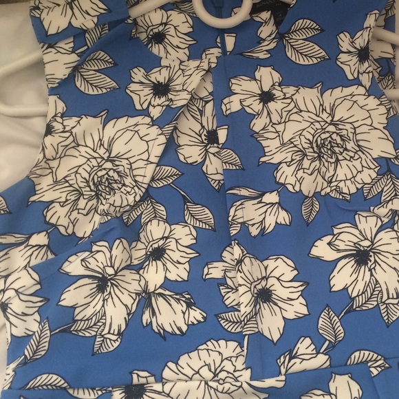 Fitted, professional Dress - Picture 2 of 4